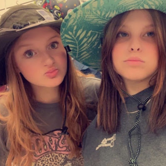 Meet your Posher, Kaitlyn - Picture 1 of 1